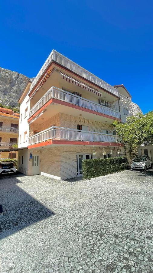 Apartments Neven Omiš Εξωτερικό φωτογραφία