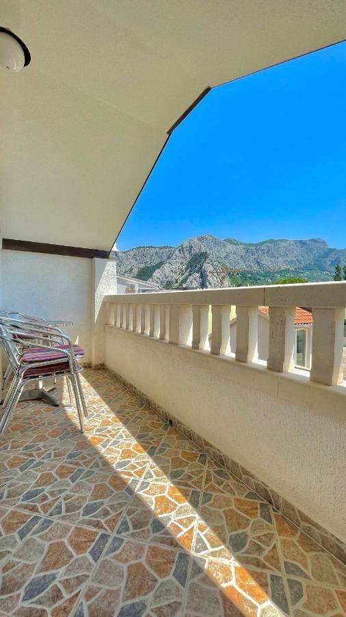 Apartments Neven Omiš Εξωτερικό φωτογραφία