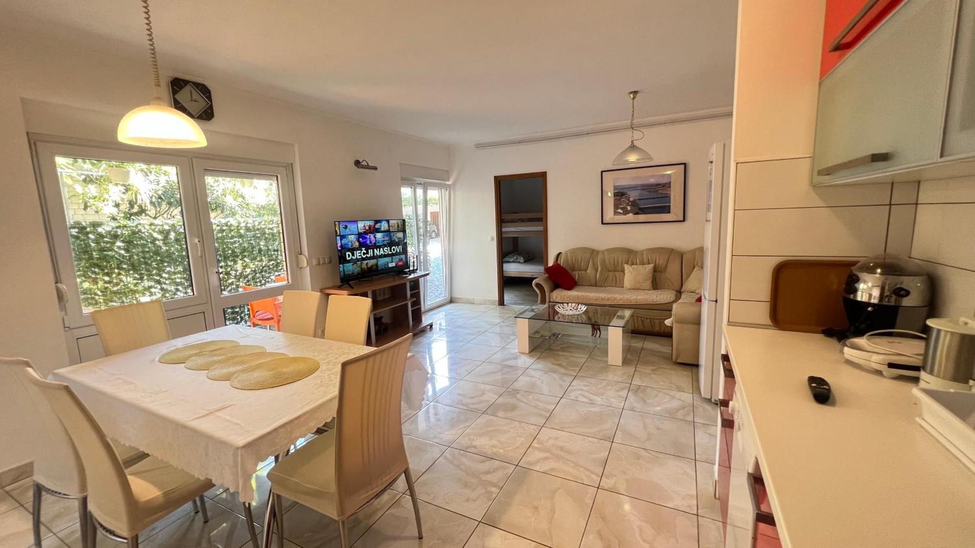 Apartments Neven Omiš Εξωτερικό φωτογραφία