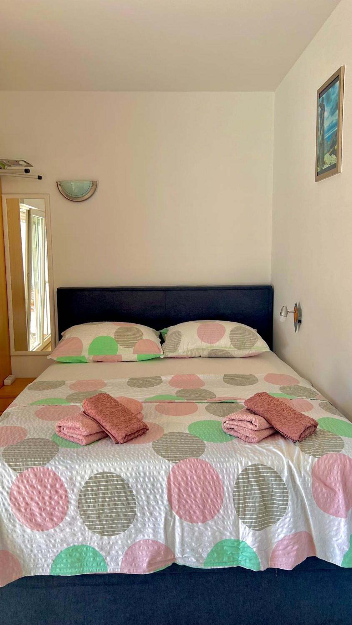Apartments Neven Omiš Εξωτερικό φωτογραφία