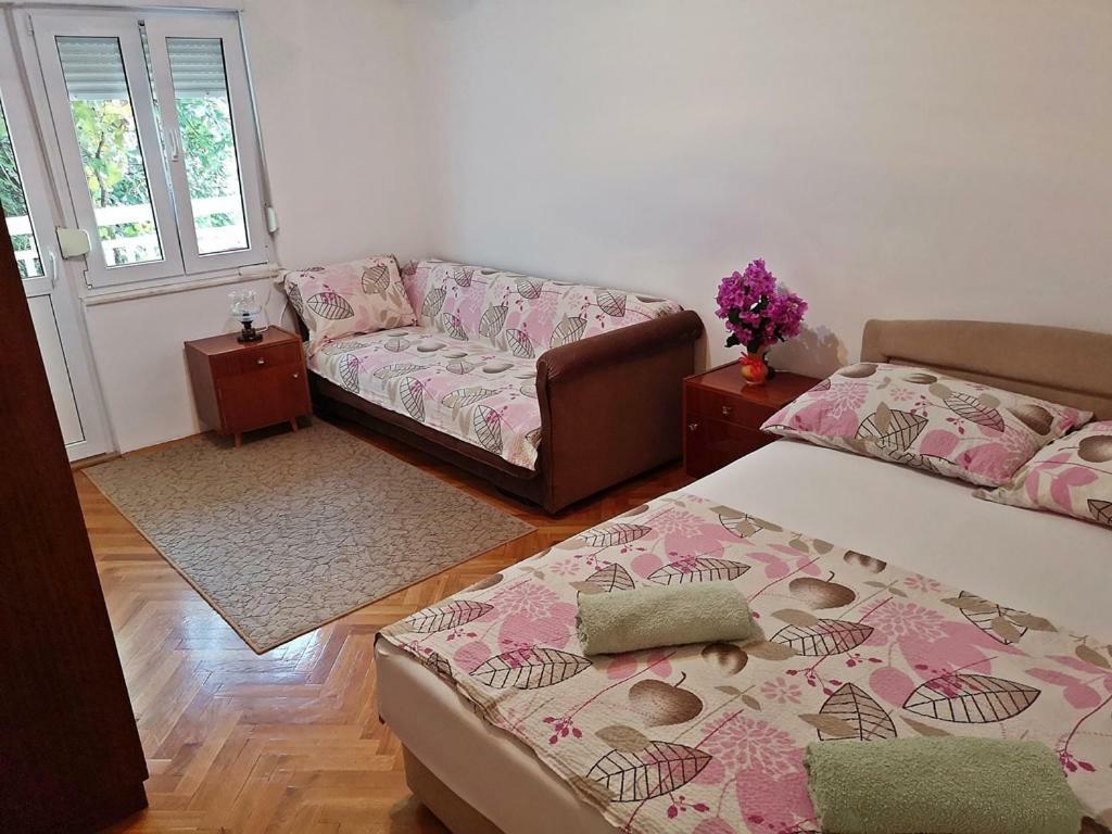 Apartments Neven Omiš Εξωτερικό φωτογραφία